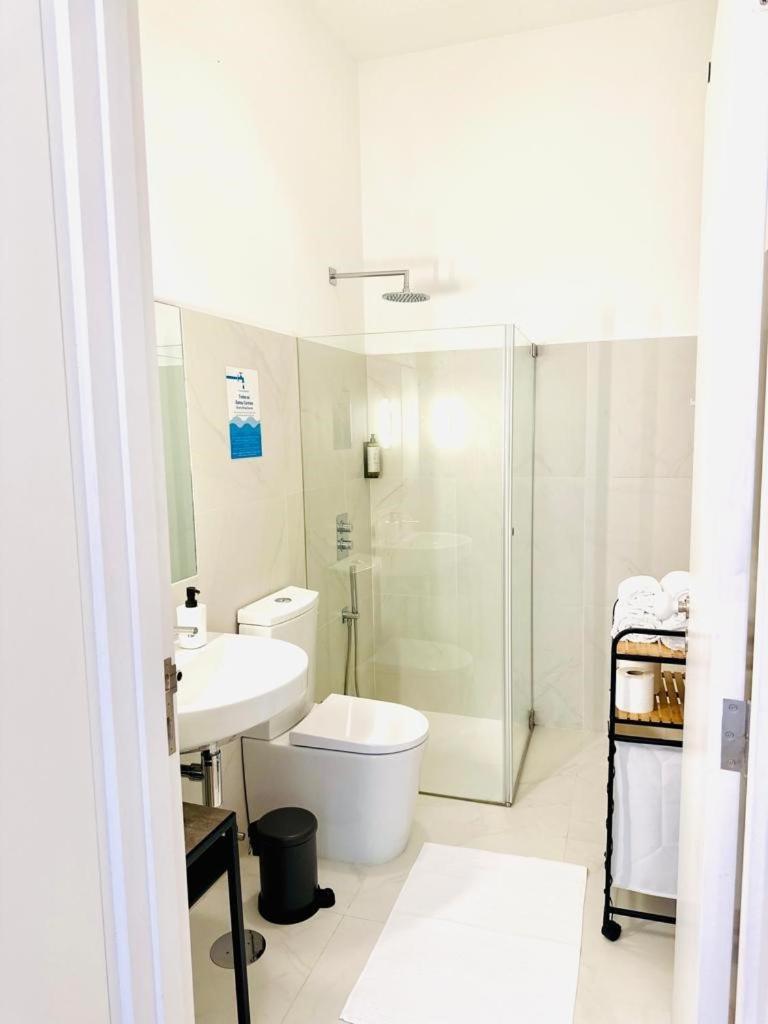 8 VILLAS Hotel&Bistrô Santo Tirso Buitenkant foto